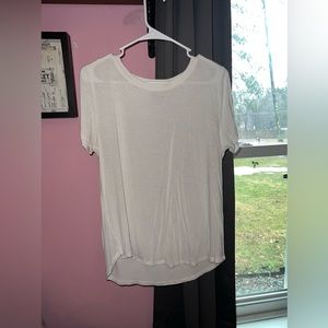 PLAIN WHITE WOMENS TEE